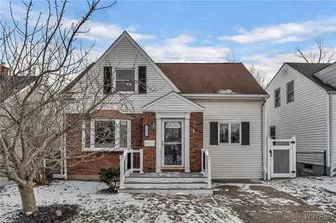 173 Lamont Dr, Amherst, NY 14226