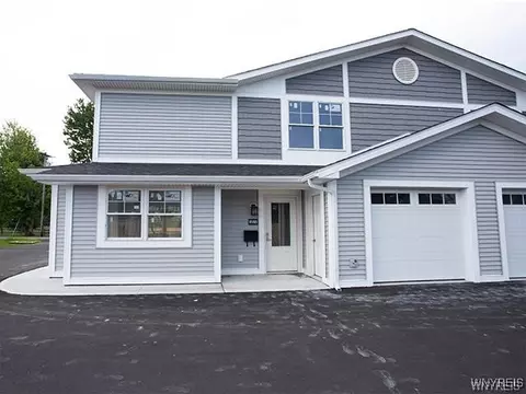 8985 Iroquois St, Evans, NY 14006