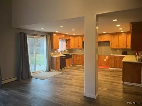 7360 Bear Ridge Rd, Pendleton, NY 14120 photo 4