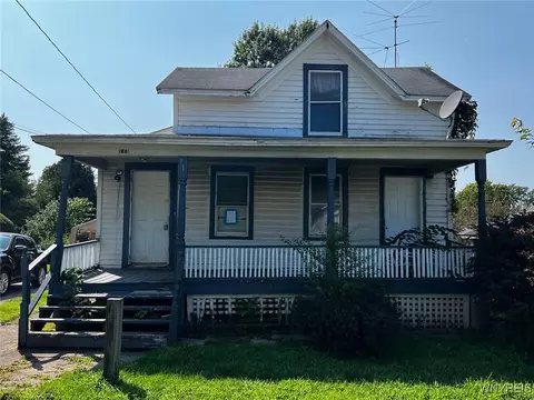 110 W Academy St, Albion, NY 14411