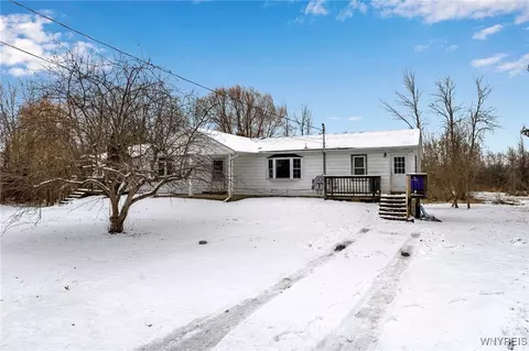 8416 Lake Rd, Somerset, NY 14012
