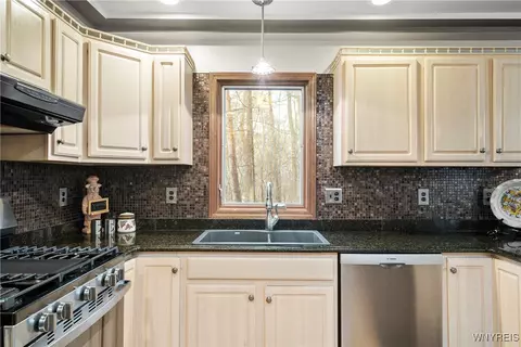 Kitchen - 1621 Old Manor Dr, Evans, NY 14047 photo 2 of 4