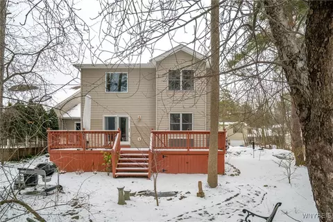 Exterior - 1621 Old Manor Dr, Evans, NY 14047 photo 3 of 6