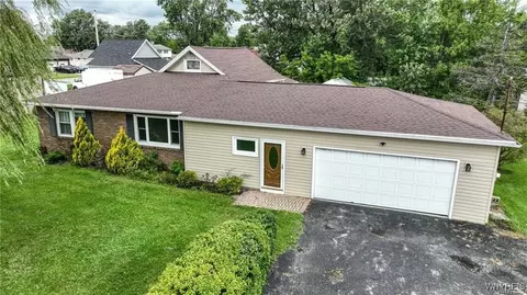 3730 Walden Ave, Lancaster, NY 14086