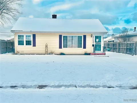 4890 Mount Vernon Blvd, Hamburg, NY 14075