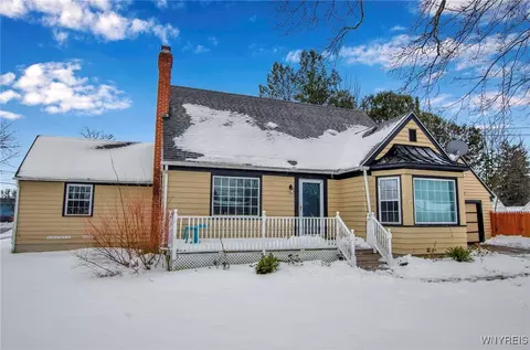 13361 Irving St, Alden, NY 14004