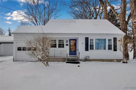 79 Buffalo Rd, Aurora, NY 14052