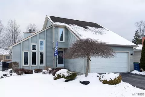 64 Rambling Rd, East Amherst, NY 14051