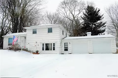 238 Whitney Rd, Perinton, NY 14526