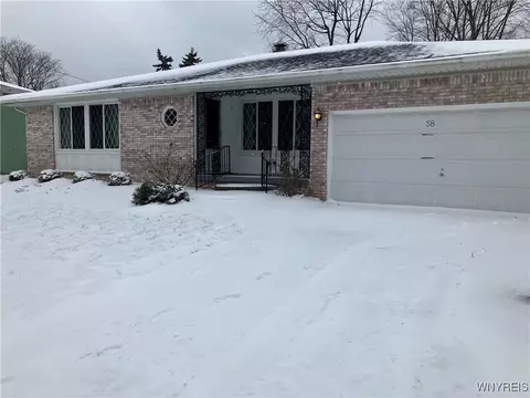 58 Dorset Dr, Depew, NY 14043