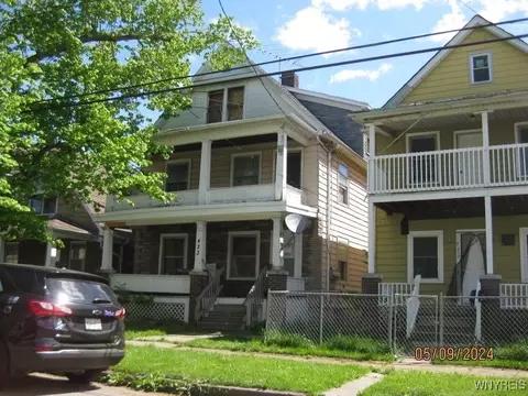 423 18th St, Niagara Falls, NY 14303