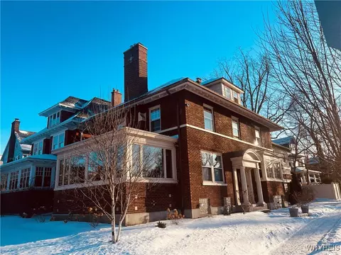 50 Jewett Pkwy, Buffalo, NY 14214
