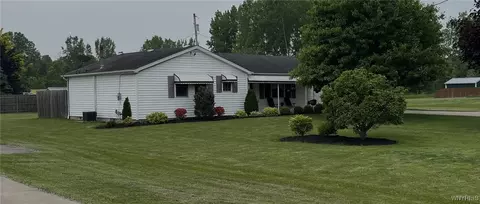 944 Balmer Rd, Porter, NY 14174