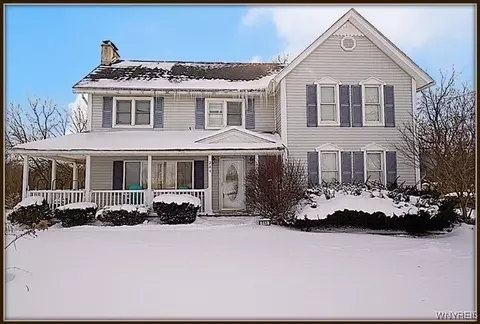 244 Knapp Rd, Pembroke, NY 14001
