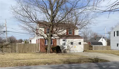 162 Southgate Rd, Cheektowaga, NY 14215