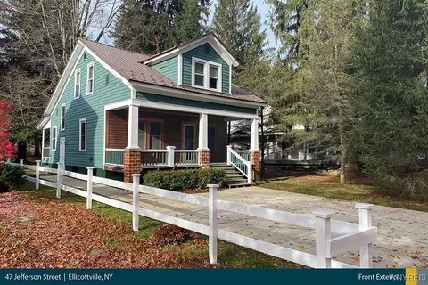 47 Jefferson St, Ellicottville, NY 14731