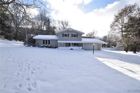 1616 Stardust Ln, Olean, NY 14760