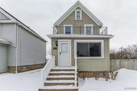 176 W Hazeltine Ave, Kenmore, NY 14217