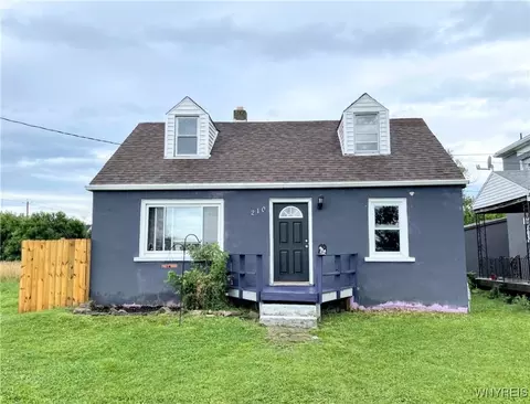 210 27th St, Niagara Falls, NY 14303