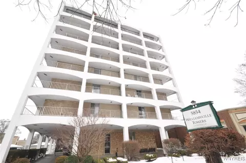5854 Main St #401, Amherst, NY 14221