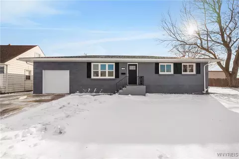 496 Tremaine Ave, Kenmore, NY 14217