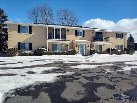 1170 Indian Church Rd #3, West Seneca, NY 14224