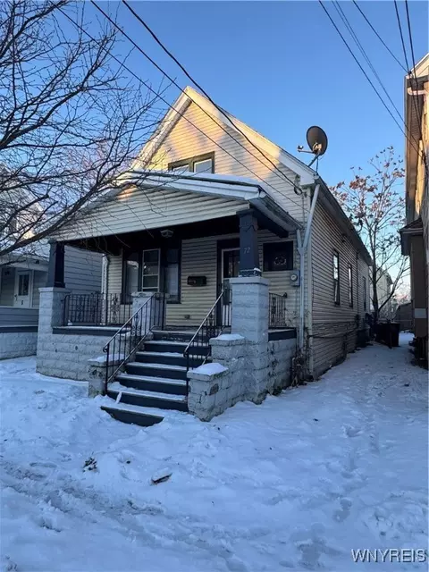 72 Weaver St, Buffalo, NY 14206