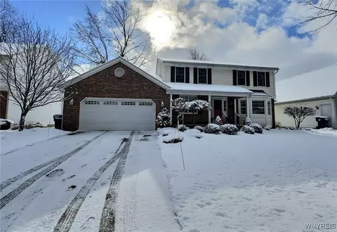 12 Elderwood Ct, Amherst, NY 14228