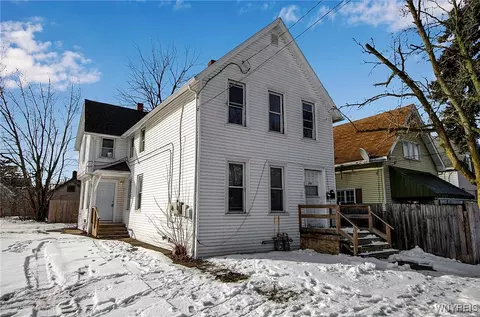 162 Thompson St, Buffalo, NY 14207