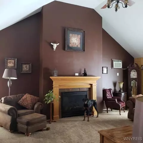 476 Maple Rd, Pembroke, NY 14036 photo 3