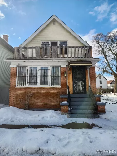 22 Zenner St, Buffalo, NY 14211
