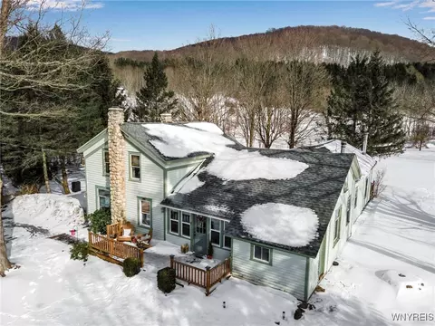 7076 Hencoop Hollow Rd, Mansfield, NY 14731