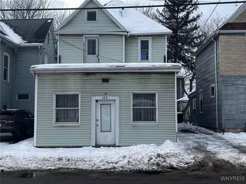 1422 18th St, Niagara Falls, NY 14305