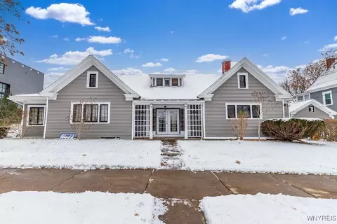 220 Best St, Buffalo, NY 14209