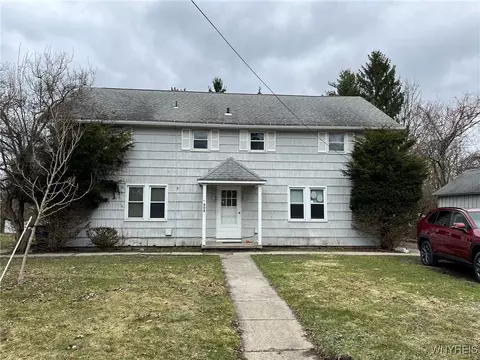 808 Willet Rd, Lackawanna, NY 14218