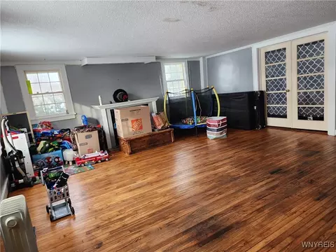 Living - 4579 E Lake Rd, Wilson, NY 14172 photo 4 of 4