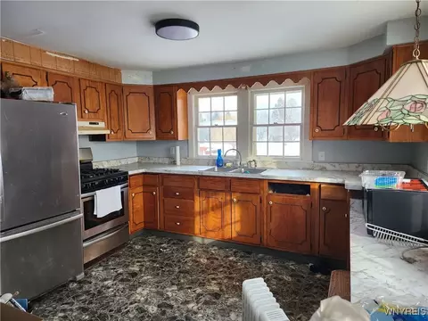 Kitchen - 4579 E Lake Rd, Wilson, NY 14172 photo 2 of 2
