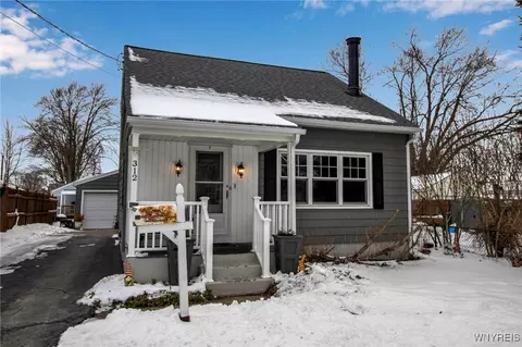 312 East Ave, North Tonawanda, NY 14120