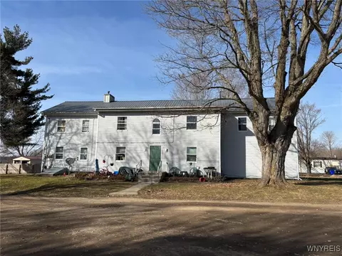11970 Weaver Rd, Delevan, NY 14042
