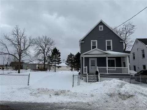 83 Newman St, Lackawanna, NY 14218