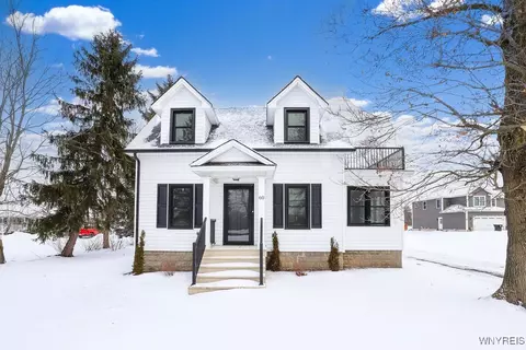 60 Nichter Rd, Lancaster, NY 14086