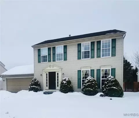 1545 Evergreen Dr, Lake View, NY 14085