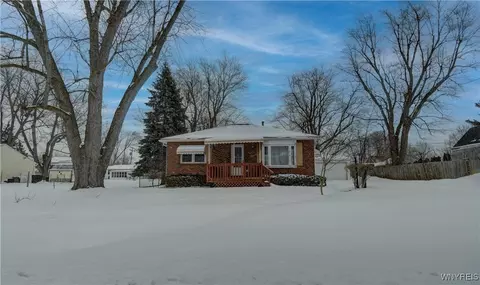 215 Almont Ave, West Seneca, NY 14224