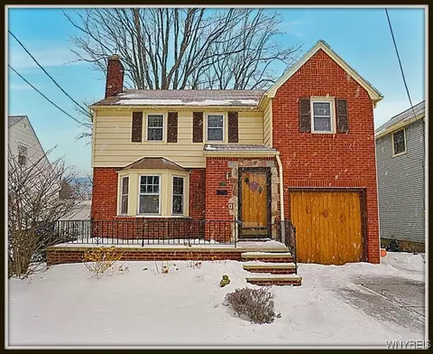 352 Springville Ave, Amherst, NY 14226