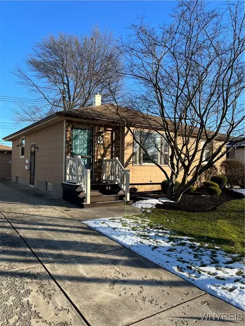 87 Colette Ave, Cheektowaga, NY 14227