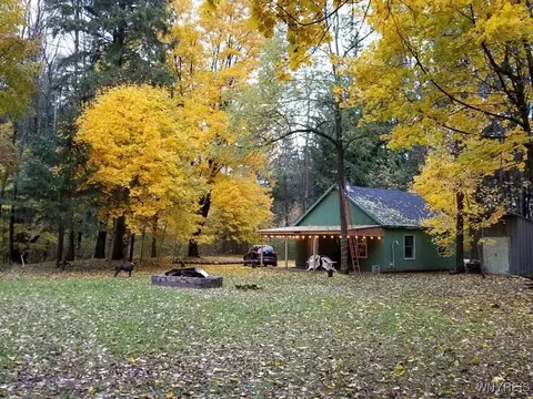 5635 E Shelby Rd, Shelby, NY 14103