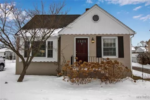 115 Layton Ave, Amherst, NY 14226