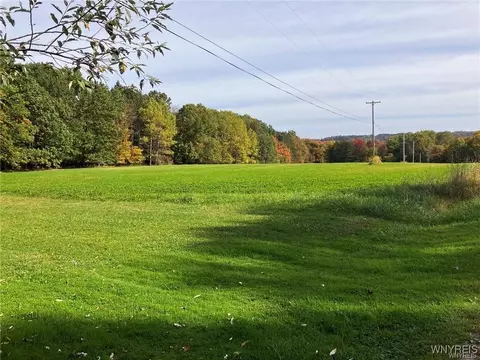 3620 Yochum Rd, Eden, NY 14057
