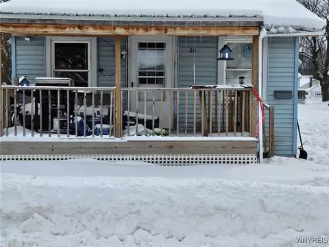 80 Chase St, Massena, NY 13662