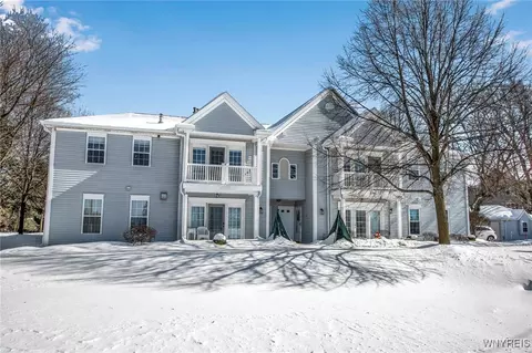 2755 N Forest Rd #B, Getzville, NY 14068